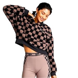 COZY FLEECE HALF-ZIP PULLOVER size S